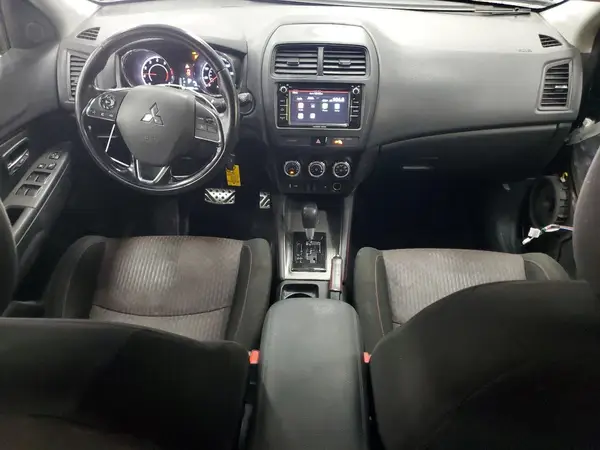 JA4AP3AUXJZ026454 2018 MITSUBISHI OUTLANDER - Image 8