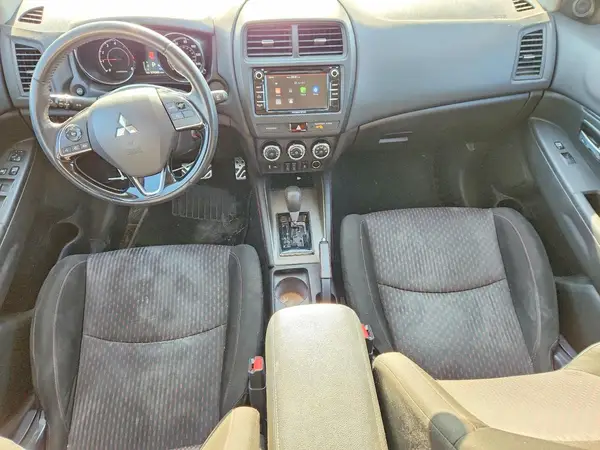 JA4AP3AUXJZ031556 2018 MITSUBISHI OUTLANDER - Image 8