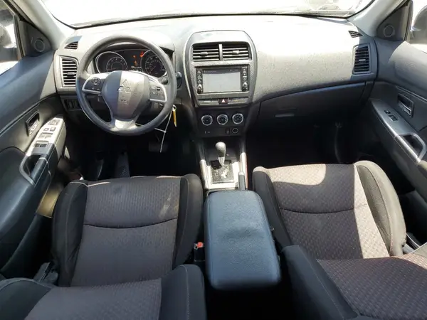 JA4AP3AUXKU003139 2019 MITSUBISHI OUTLANDER - Image 8