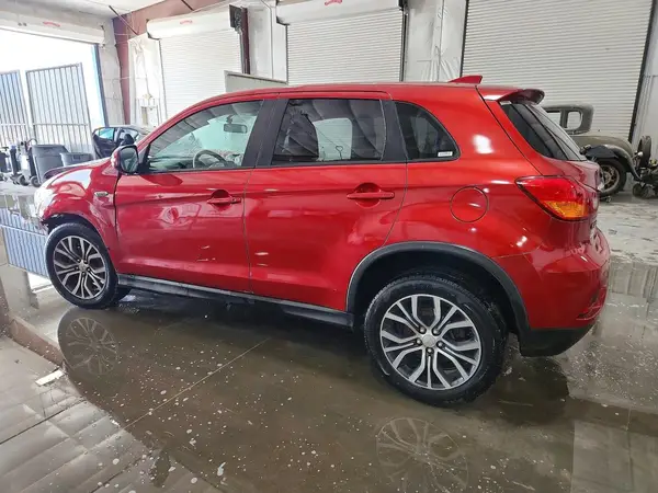 JA4AP3AUXKU003724 2019 MITSUBISHI OUTLANDER - Image 2