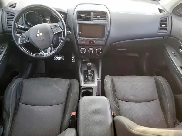 JA4AP3AUXKU009121 2019 MITSUBISHI OUTLANDER - Image 8