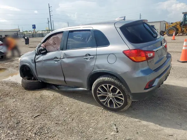 JA4AP3AUXKU009135 2019 MITSUBISHI OUTLANDER - Image 2