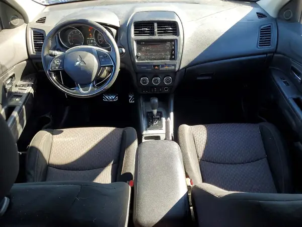 JA4AP3AUXKU009801 2019 MITSUBISHI OUTLANDER - Image 8