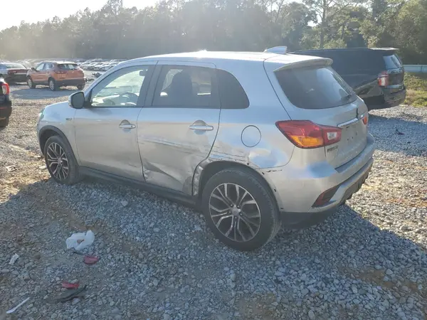 JA4AP3AUXKU011144 2019 MITSUBISHI OUTLANDER - Image 2