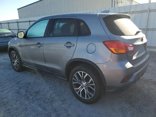JA4AP3AUXKU011824 2019 MITSUBISHI OUTLANDER - Image 2