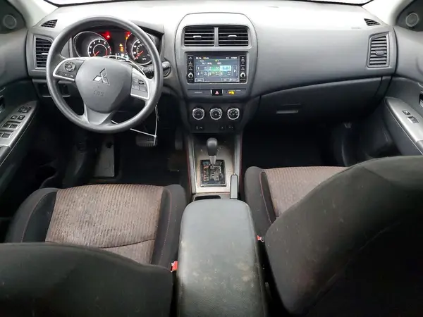 JA4AP3AUXKU022323 2019 MITSUBISHI OUTLANDER - Image 8
