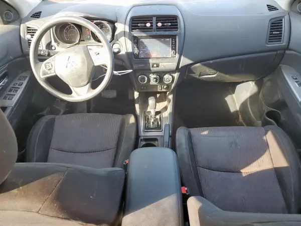 JA4AP3AUXKU029059 2019 MITSUBISHI OUTLANDER - Image 8