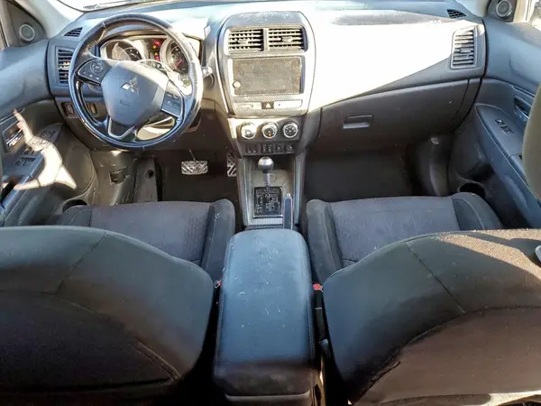 JA4AP3AUXKU029465 2019 MITSUBISHI OUTLANDER - Image 8