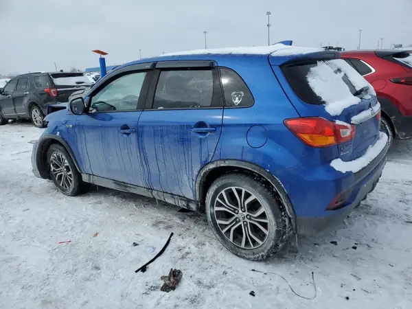 JA4AP3AUXKU031572 2019 MITSUBISHI OUTLANDER - Image 2