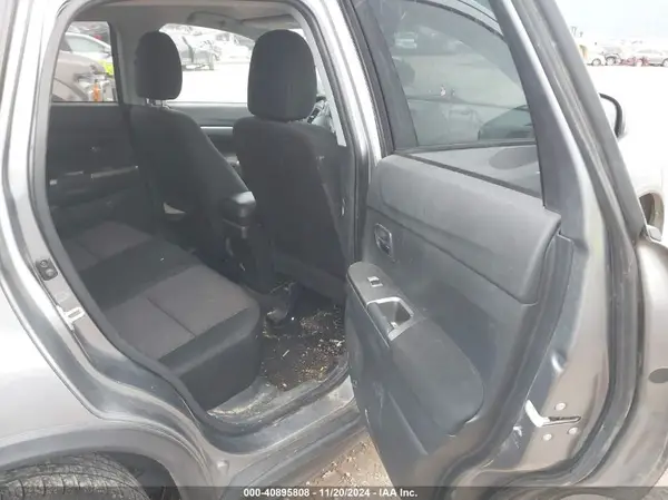 JA4AP3AUXKU032365 2019 MITSUBISHI OUTLANDER - Image 8