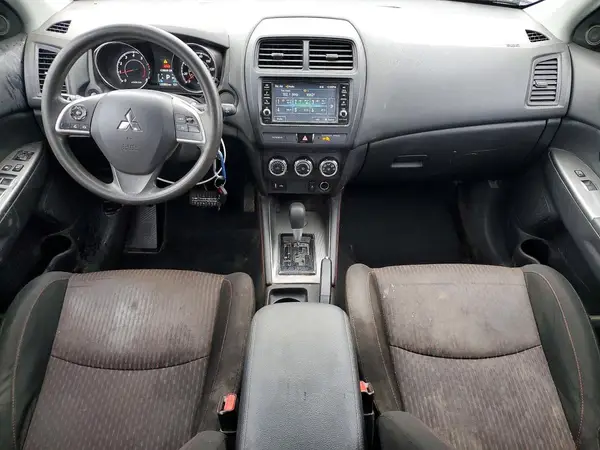 JA4AP3AUXKU032396 2019 MITSUBISHI OUTLANDER - Image 8