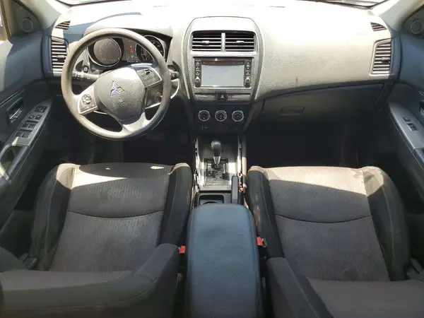JA4AP3AUXKU034472 2019 MITSUBISHI OUTLANDER - Image 8