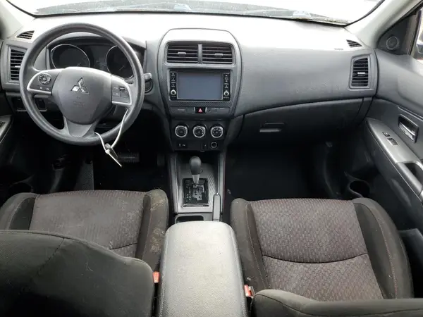 JA4AP3AUXKU034620 2019 MITSUBISHI OUTLANDER - Image 8