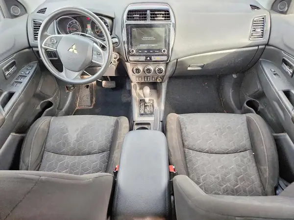 JA4AP3AUXLU001019 2020 MITSUBISHI OUTLANDER - Image 8