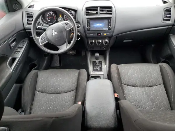 JA4AP3AUXLU005071 2020 MITSUBISHI OUTLANDER - Image 8