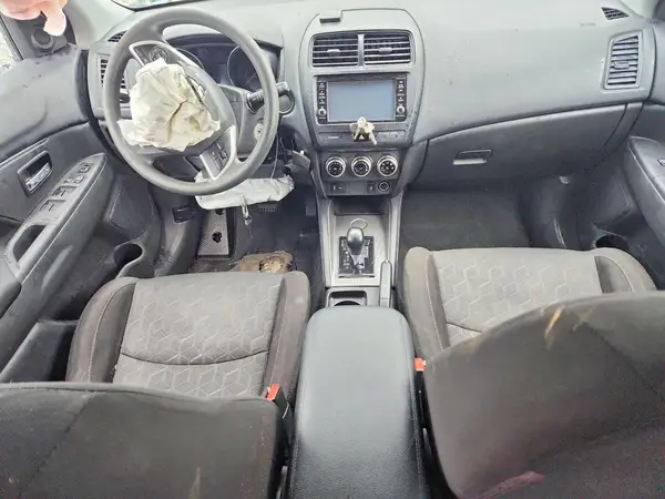JA4AP3AUXLU008553 2020 MITSUBISHI OUTLANDER - Image 8