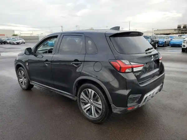 JA4AP3AUXLU009332 2020 MITSUBISHI OUTLANDER - Image 2