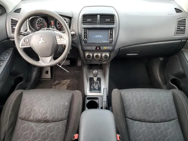 JA4AP3AUXLU009332 2020 MITSUBISHI OUTLANDER - Image 8