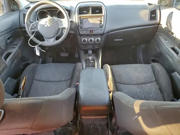 JA4AP3AUXLU015194 2020 MITSUBISHI OUTLANDER - Image 8