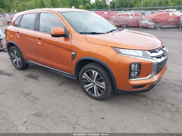 JA4AP3AUXLU016457 2020 MITSUBISHI OUTLANDER - Image 1
