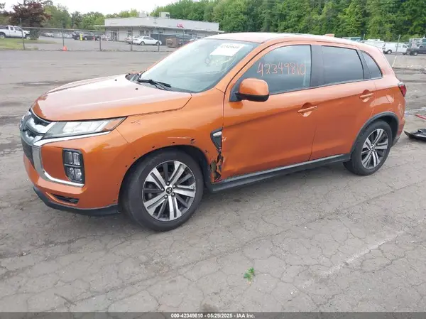 JA4AP3AUXLU016457 2020 MITSUBISHI OUTLANDER - Image 2