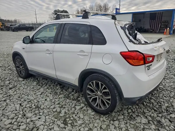 JA4AP3AV2GZ041426 2016 MITSUBISHI OUTLANDER - Image 2