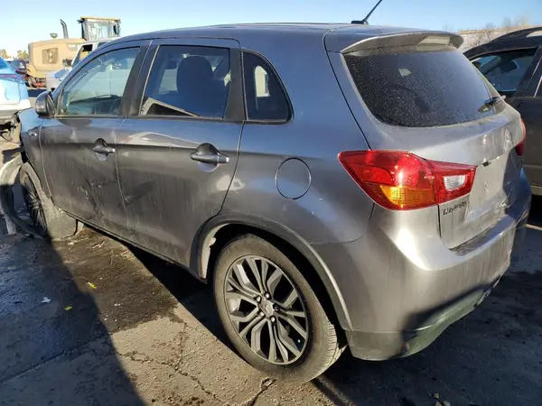 JA4AP3AW0GZ058713 2016 MITSUBISHI OUTLANDER - Image 2