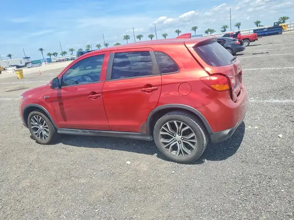 JA4AP3AW0HZ018181 2017 MITSUBISHI OUTLANDER - Image 2