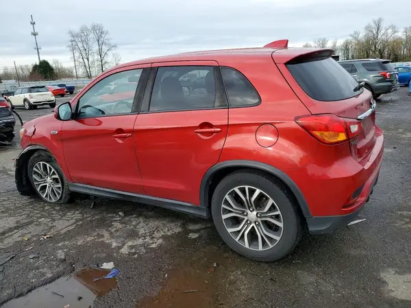 JA4AP3AW0JU001951 2018 MITSUBISHI OUTLANDER - Image 2