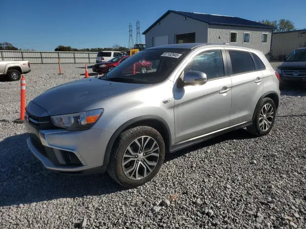 JA4AP3AW0JU002498 2018 MITSUBISHI OUTLANDER - Image 1