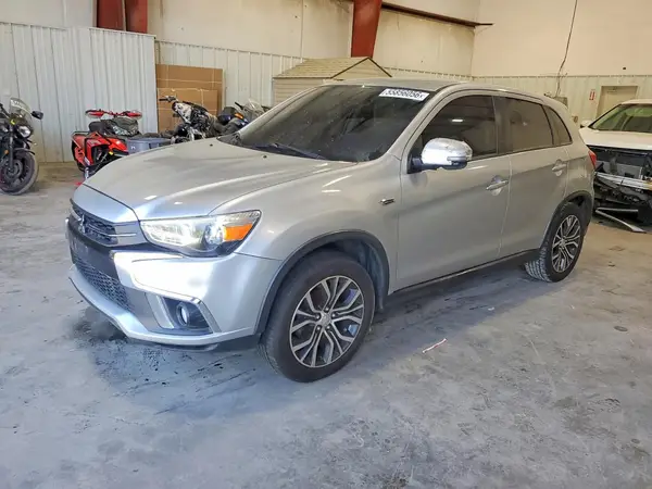 JA4AP3AW0JU015431 2018 MITSUBISHI OUTLANDER - Image 1