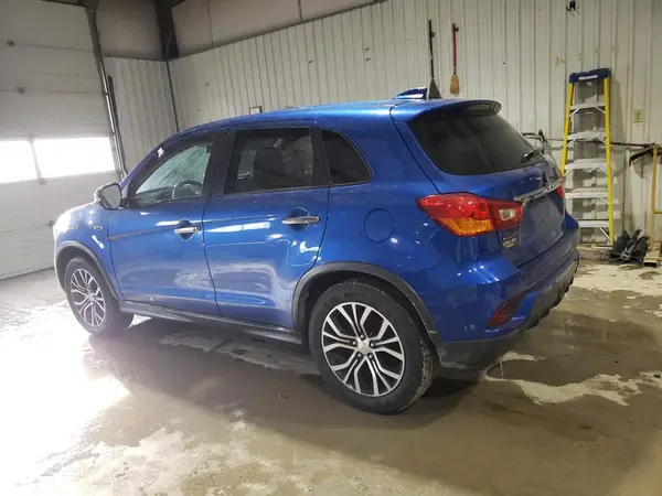JA4AP3AW0JZ007641 2018 MITSUBISHI OUTLANDER - Image 2