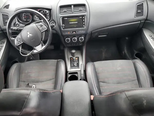 JA4AP3AW0JZ026903 2018 MITSUBISHI OUTLANDER - Image 8