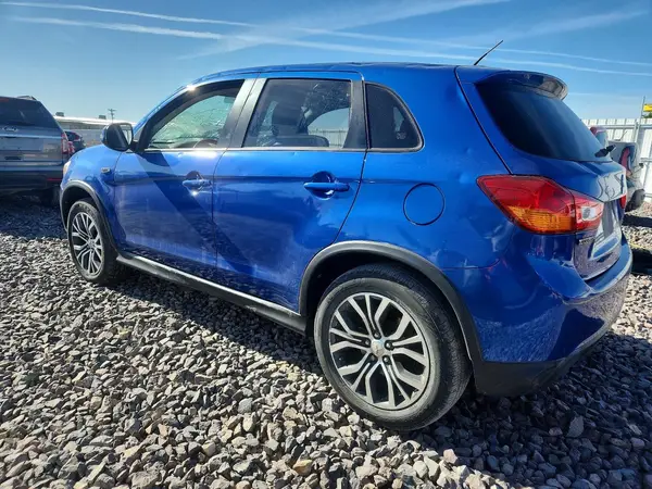 JA4AP3AW1GZ031276 2016 MITSUBISHI OUTLANDER - Image 2