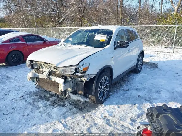 JA4AP3AW1HZ060889 2017 MITSUBISHI OUTLANDER - Image 2