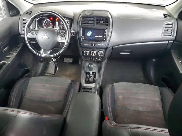 JA4AP3AW1JU009993 2018 MITSUBISHI OUTLANDER - Image 8