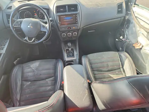 JA4AP3AW1JU013784 2018 MITSUBISHI OUTLANDER - Image 8