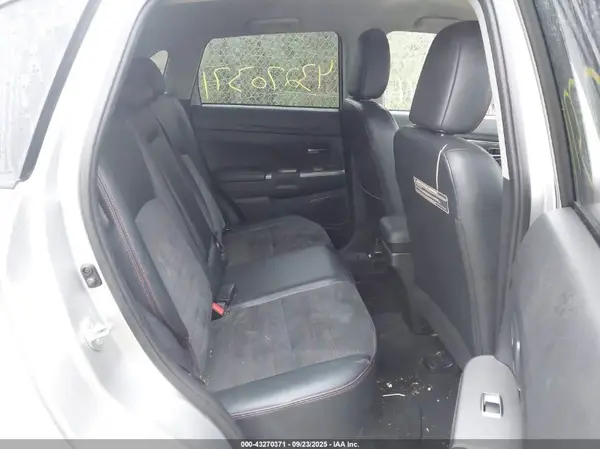 JA4AP3AW1JU014367 2018 MITSUBISHI OUTLANDER - Image 8