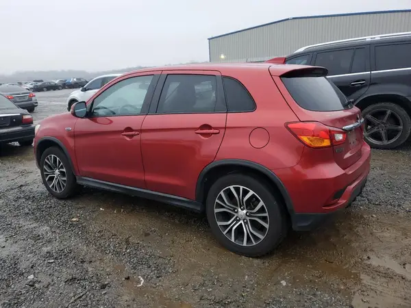 JA4AP3AW1JU014580 2018 MITSUBISHI OUTLANDER - Image 2