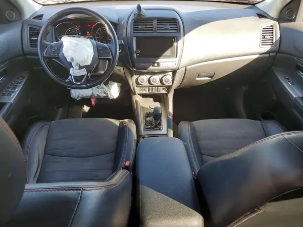 JA4AP3AW1JU014885 2018 MITSUBISHI OUTLANDER - Image 8