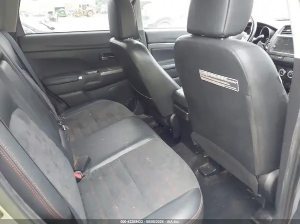 JA4AP3AW1JZ036615 2018 MITSUBISHI OUTLANDER - Image 8