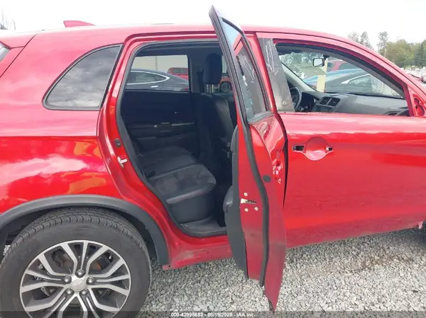 JA4AP3AW1JZ036775 2018 MITSUBISHI OUTLANDER - Image 8