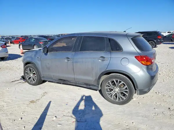 JA4AP3AW2GZ025907 2016 MITSUBISHI OUTLANDER - Image 2