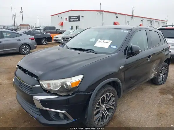 JA4AP3AW2GZ045610 2016 MITSUBISHI OUTLANDER - Image 2