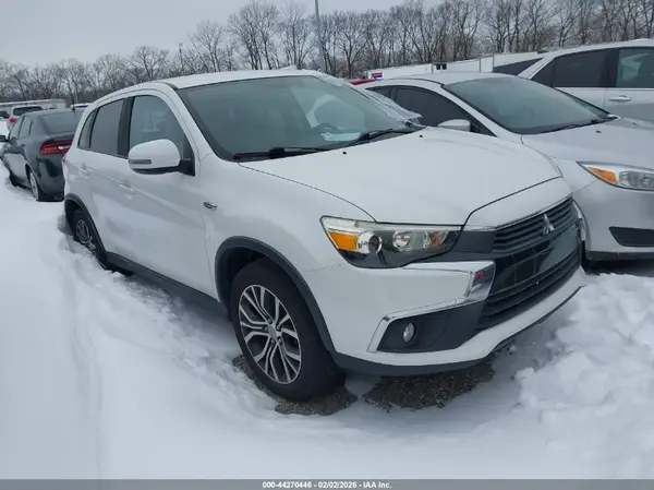 JA4AP3AW2HZ044622 2017 MITSUBISHI OUTLANDER - Image 1