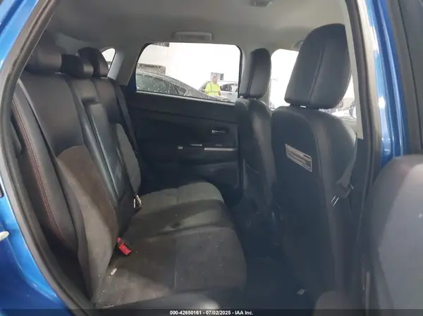 JA4AP3AW2JU001207 2018 MITSUBISHI OUTLANDER - Image 8