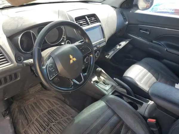 JA4AP3AW2JU013695 2018 MITSUBISHI OUTLANDER - Image 8
