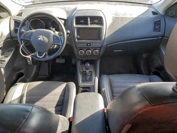 JA4AP3AW2JZ033108 2018 MITSUBISHI OUTLANDER - Image 8