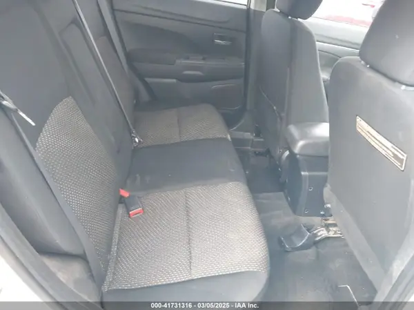 JA4AP3AW3GZ047124 2016 MITSUBISHI OUTLANDER - Image 8
