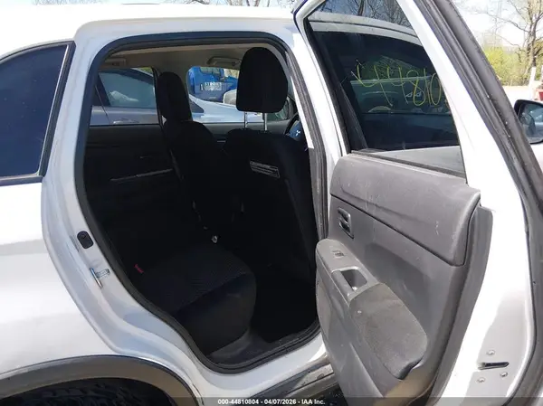 JA4AP3AW3GZ055322 2016 MITSUBISHI OUTLANDER - Image 8